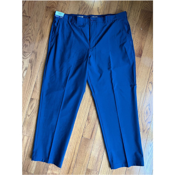 NWT Izod Big & Tall SwingFlex Straight Fit Golf Pant, Navy, 40"W x 30"L - Picture 2 of 15